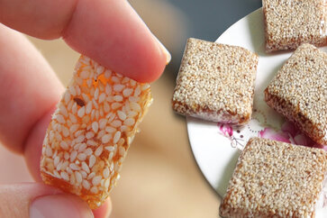 White Sesame-Seeds