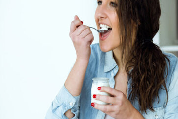 Benefits Of Eating Yogurt First Thing In The Morning
